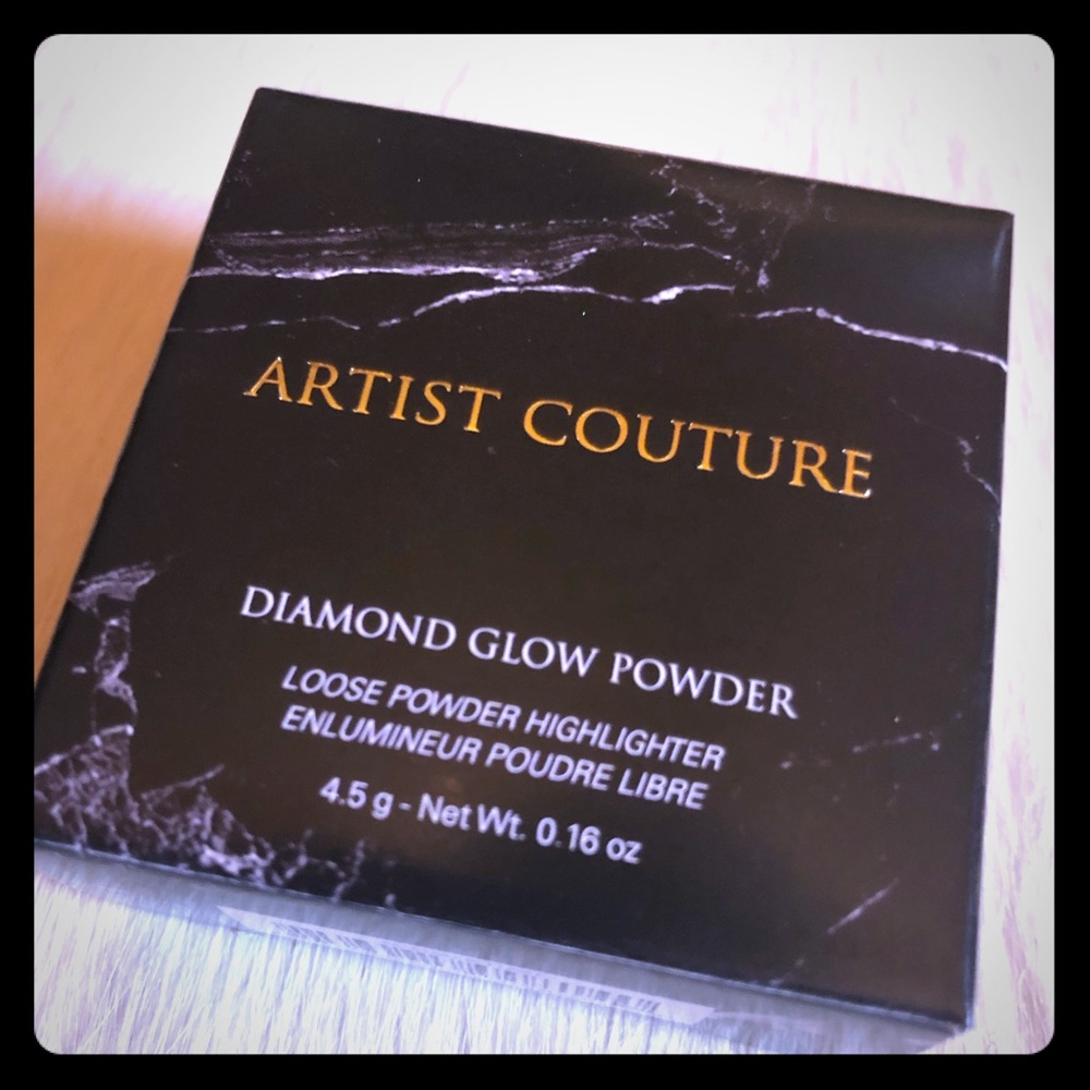 Artist Couture Diamond Glow Powder